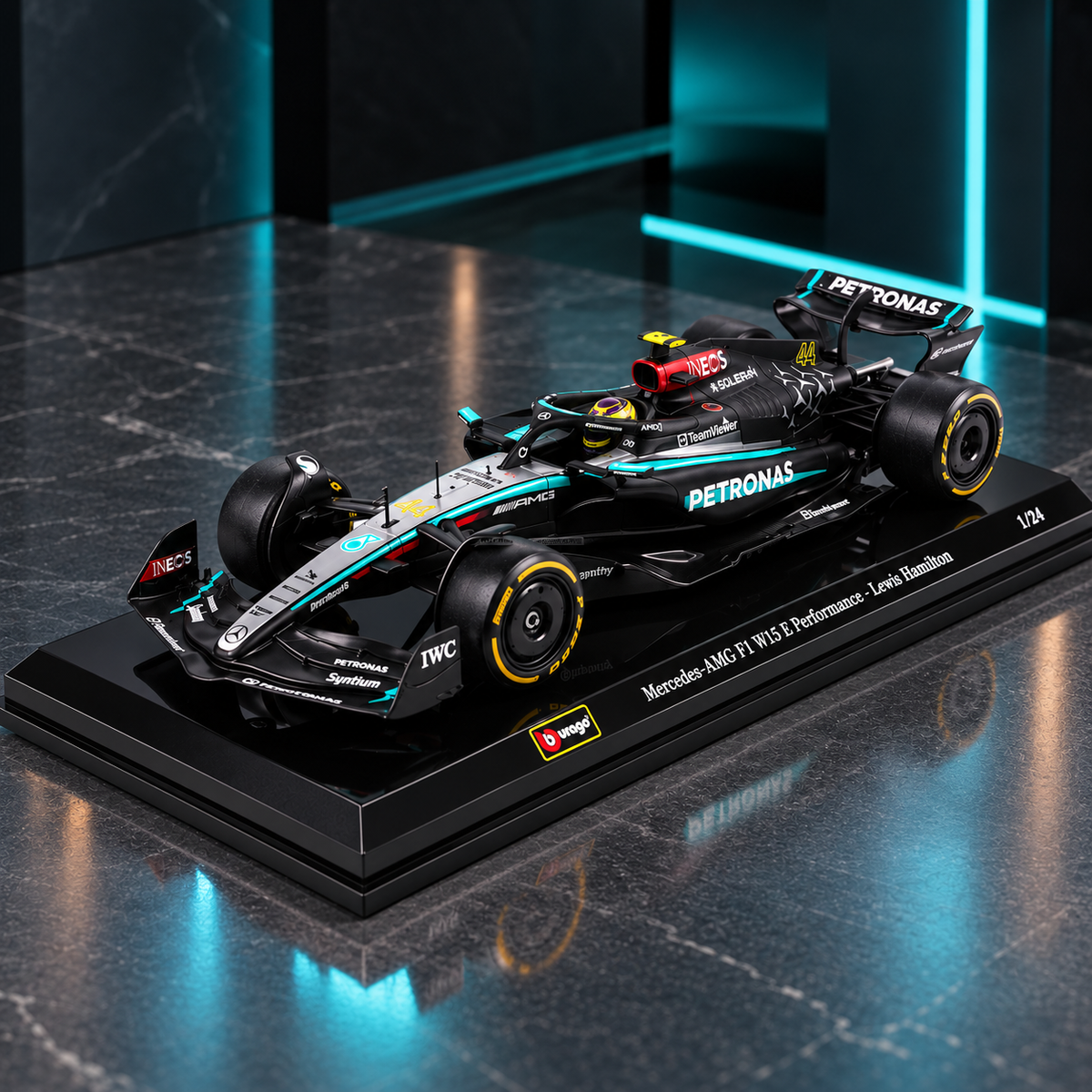 1:24 Formula 1 Grid Collection Model Car