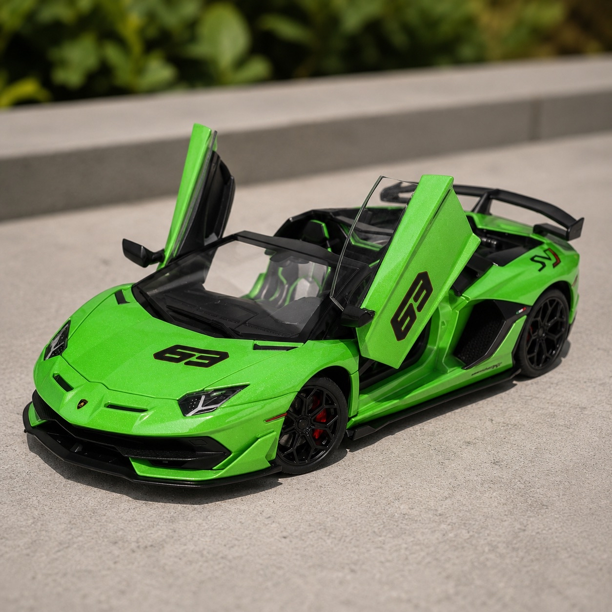 1:18 Lamborghini Aventador SVJ